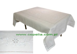 Obrus ręcznie haftowany "Kwiat Jabłoni" 240cm x 140cm + 12 serwetek 35cm x 35cm